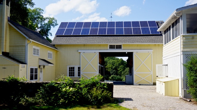 new-pond-farm-solar-panels