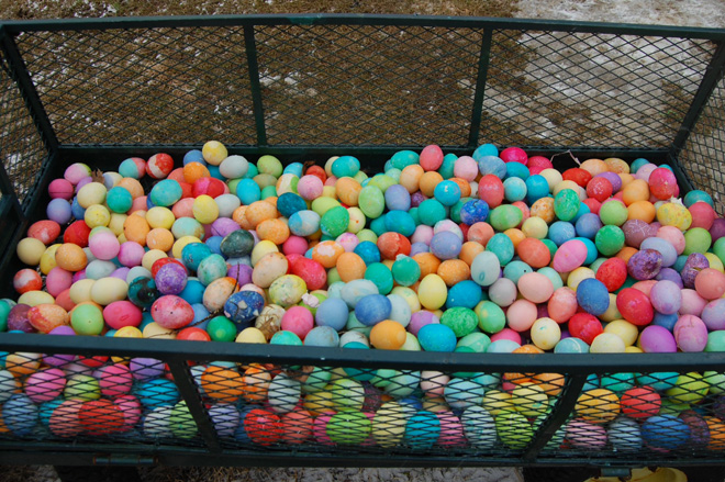 easter-eggs-colored