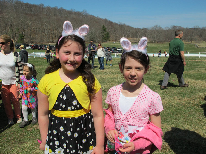 girls-dressed-for-easter-egg-hunt